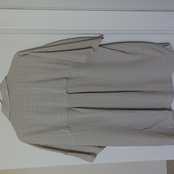 Men's Casual Button Shirt - Picture 4 of 5